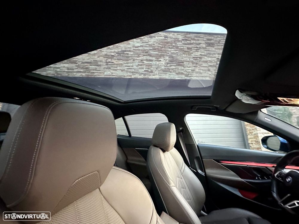 BMW i5 eDrive40 Pack Desportivo M Pro - 19