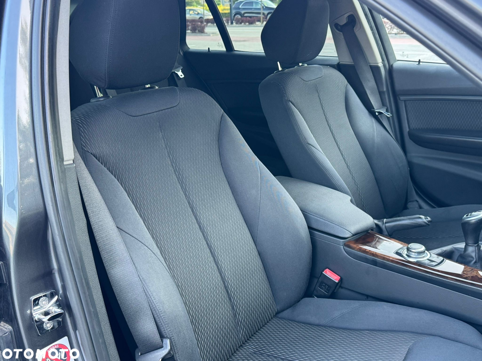 BMW Seria 3 320d - 19