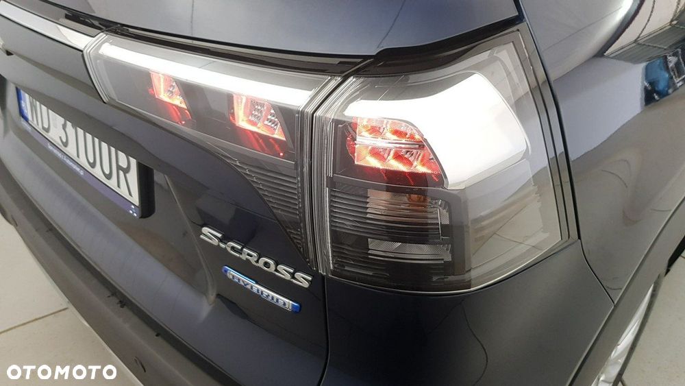 Suzuki S-Cross - 12