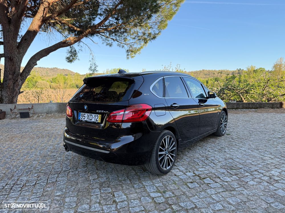 BMW 225xe Active Tourer Line Luxury - 4