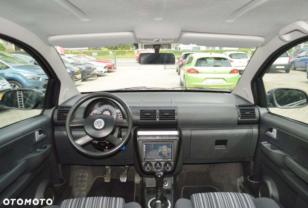 Volkswagen Fox - 25