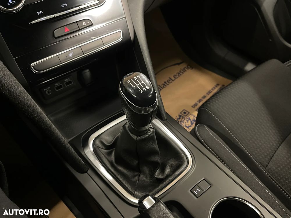 Renault Megane Blue dCi 116 Life - 19