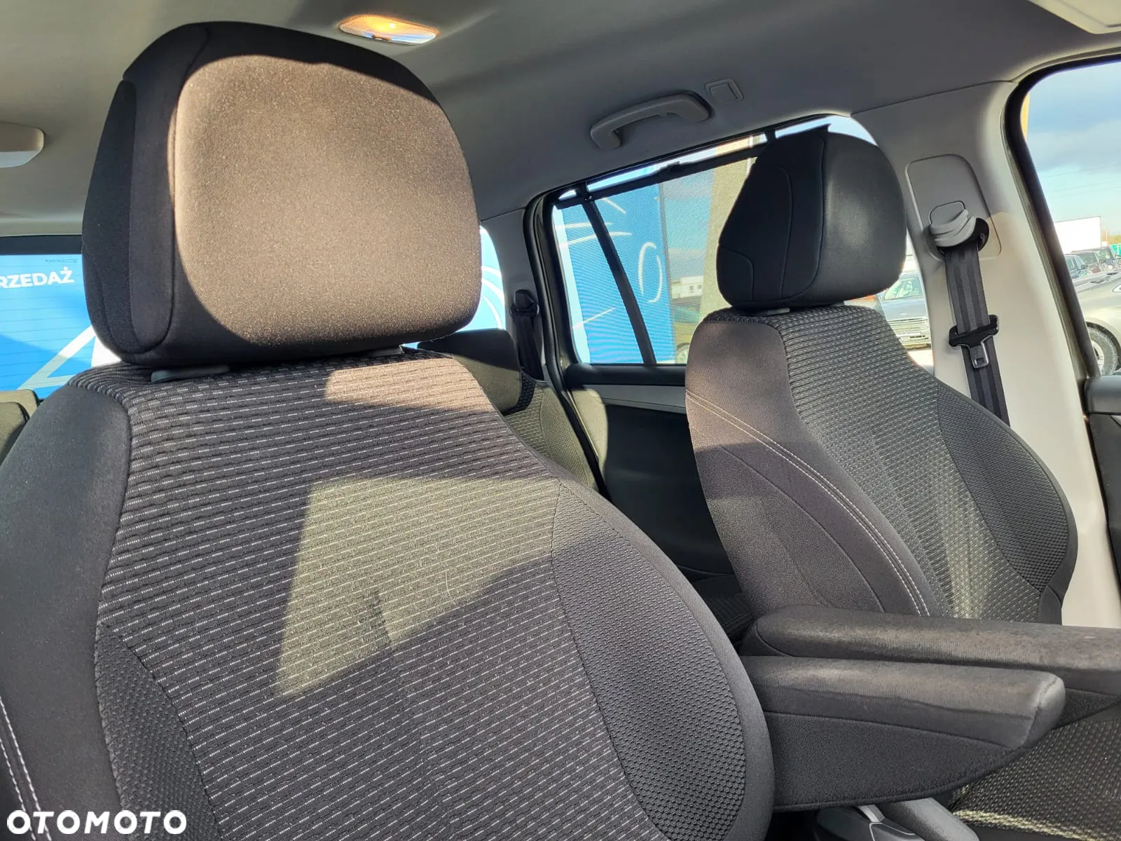 Citroën C4 Picasso 1.6 HDi Attraction - 18