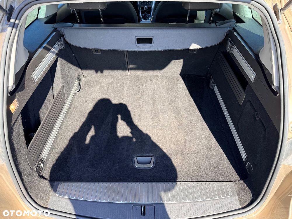 Opel Astra 1.6 SIDI Turbo ecoFLEX Start/Stop Innovation - 34