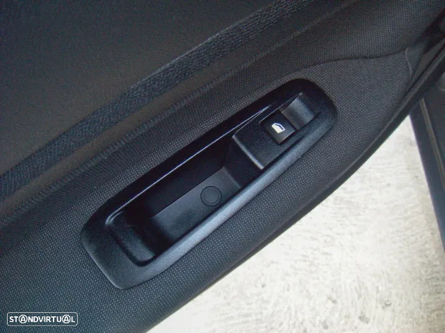 Peugeot 308 SW 1.2 PureTech Allure Pack EAT8 - 47