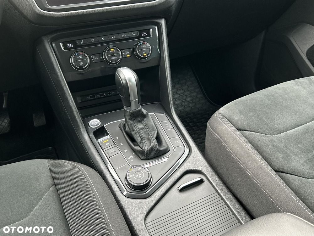 Volkswagen Tiguan - 21