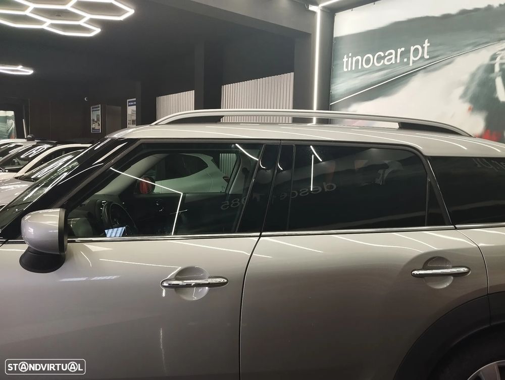 MINI Countryman Cooper SE ALL4 Auto - 10