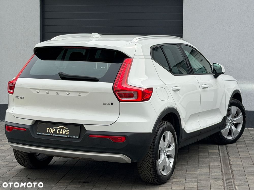 Volvo XC 40 B4 B DKG Momentum Pro - 27
