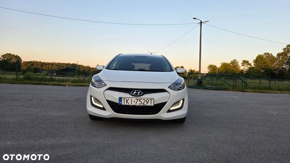 Hyundai i30 i30cw 1.4 Intro Edition - 15