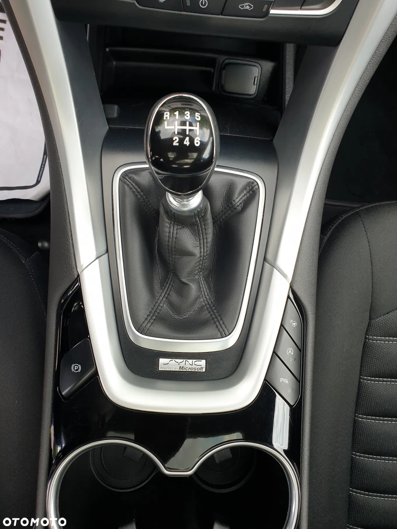 Ford Mondeo - 15