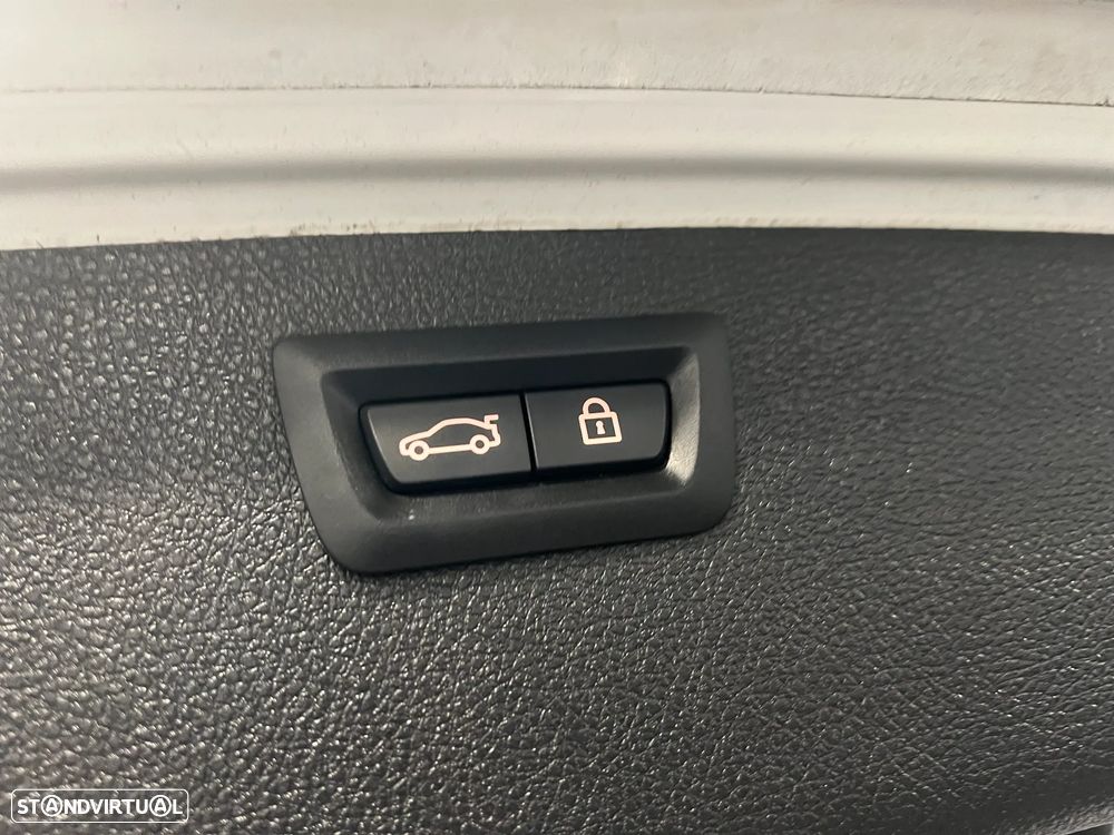 BMW 320 d Aut. Edition M Sport Shadow - 16