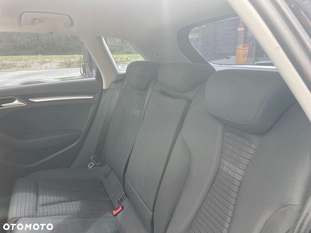 Audi A3 Sportback - 8