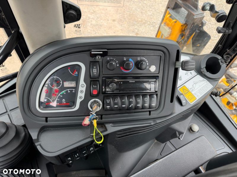 JCB 3CX CONTRACTOR - 15