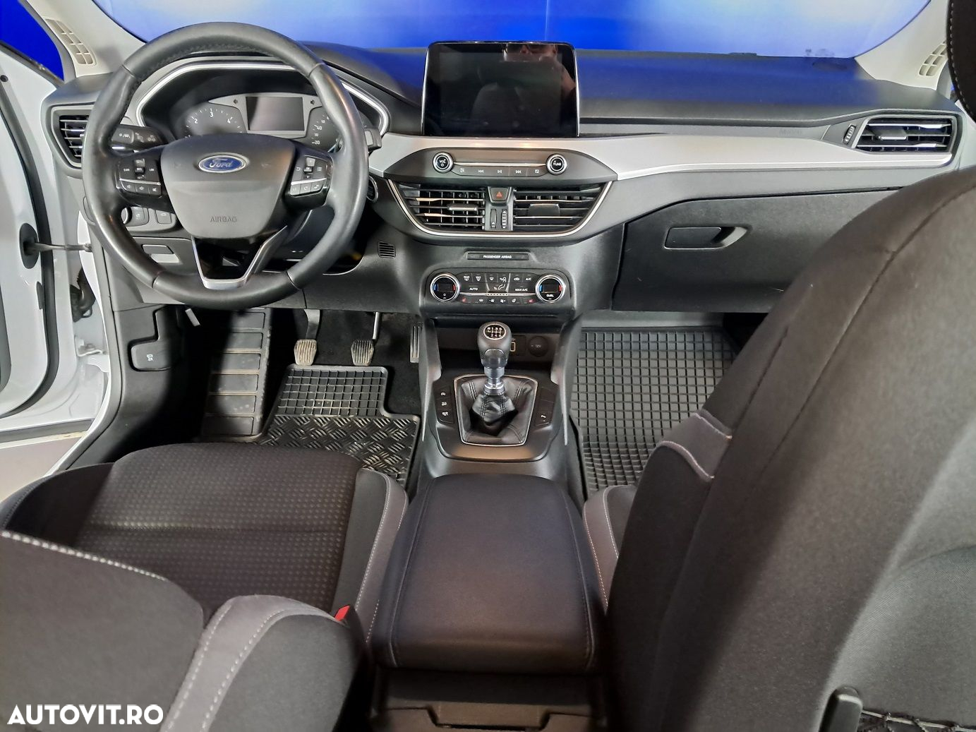 Ford Focus - 14