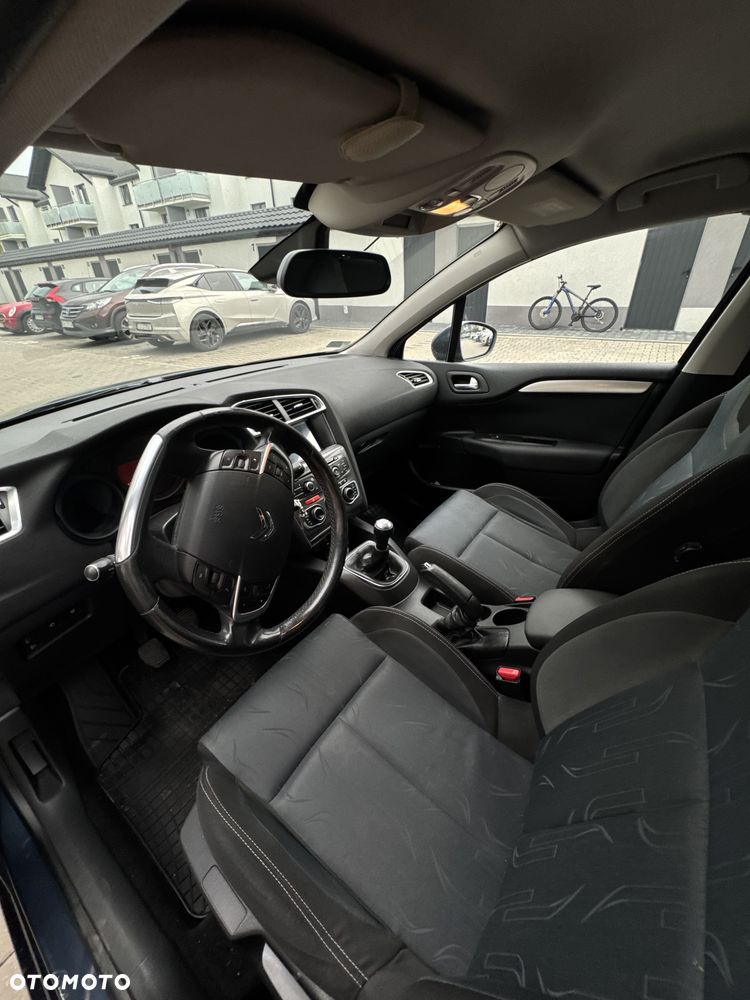 Citroën C4 1.6 HDi Seduction - 13