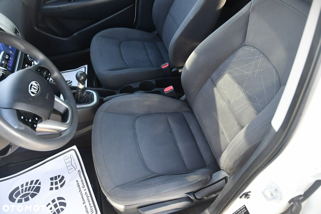 Kia Rio - 17