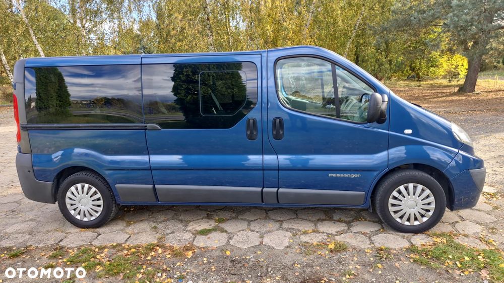 Renault Trafic 2010 photo 3