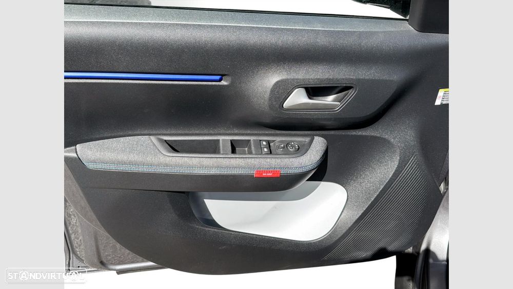 Citroën C3 1.2 Hybrid Plus e-DSC6 - 11