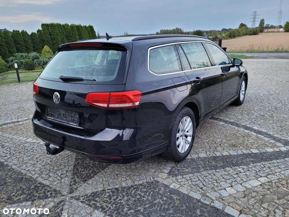 Volkswagen Passat 2.0 TDI SCR DSG Comfortline - 37