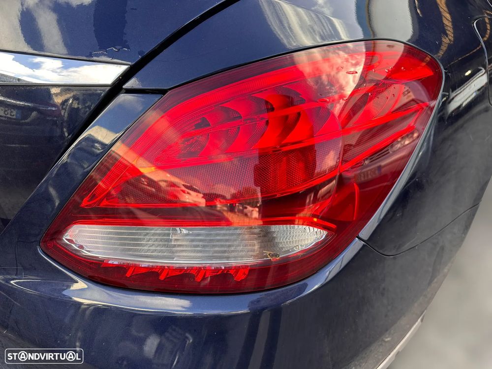 MERCEDES-BENZ Classe C Sedan (W205) C 220 BlueTEC  d Diesel 170 cv  125 kW 2014 - 2018 OM 651.921 para peças - 9