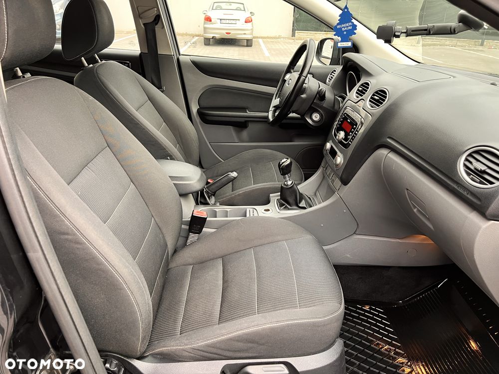 Ford Focus 2.0 TDCi Titanium - 24