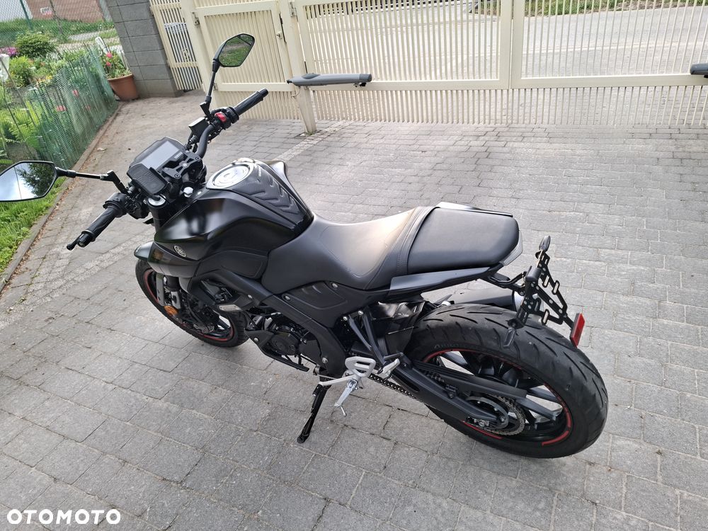 Yamaha MT - 30