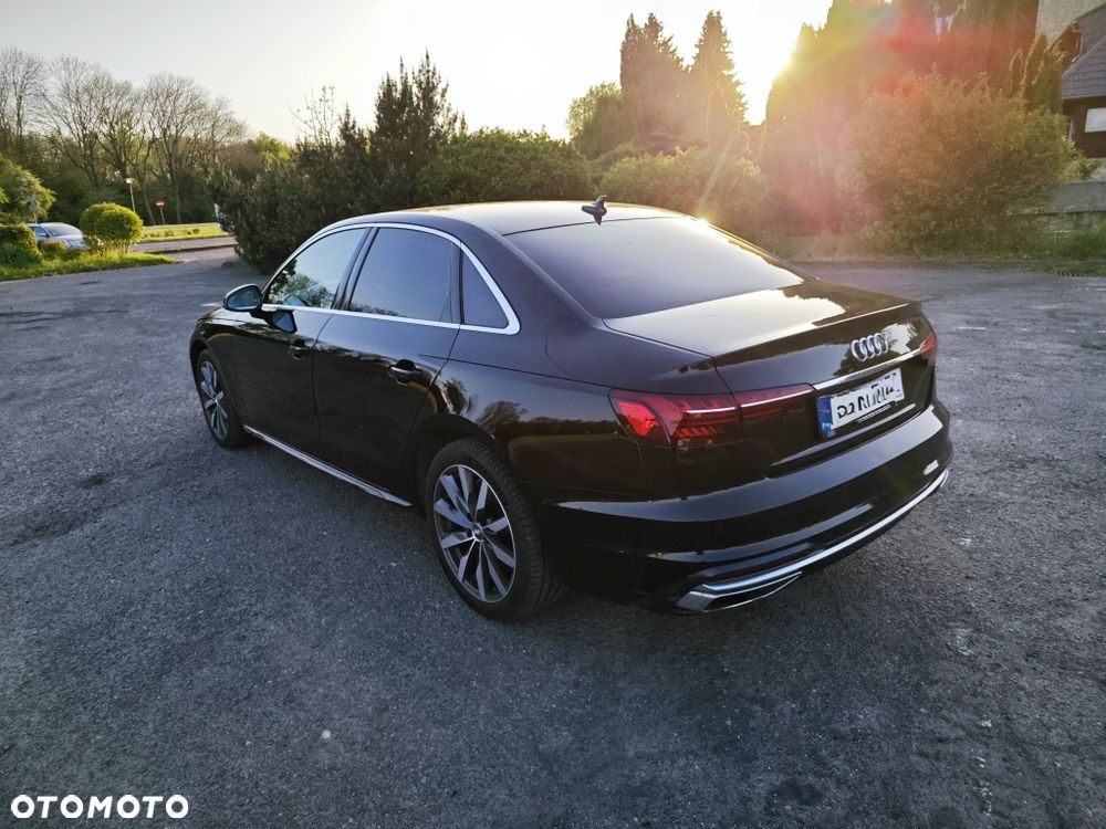 Audi A4 Limousine - 4