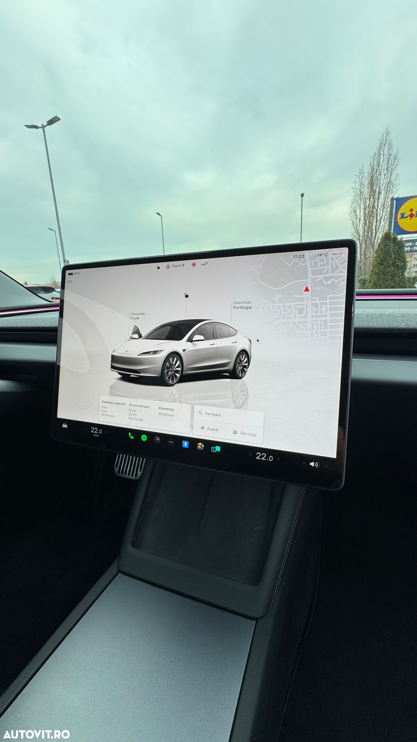 Tesla Model 3 Standard Reichweite Plus Hinterradantrieb - 11