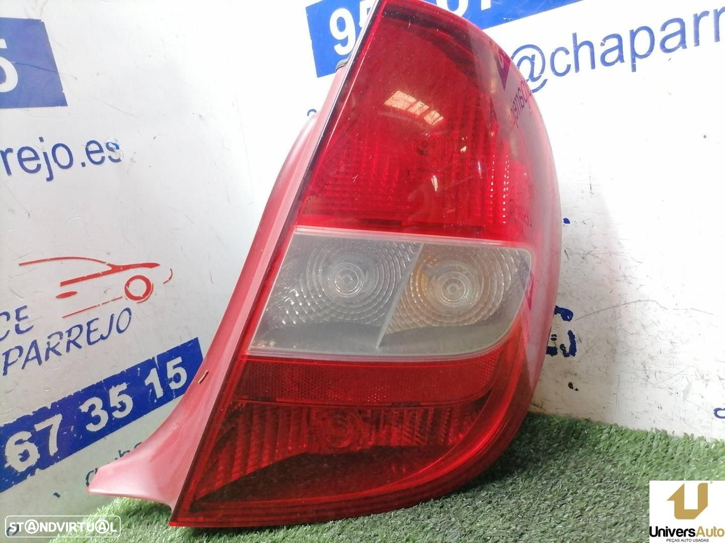 FAROLIM TRASEIRO DIREITO CITROEN C5 I 2001 - - 4