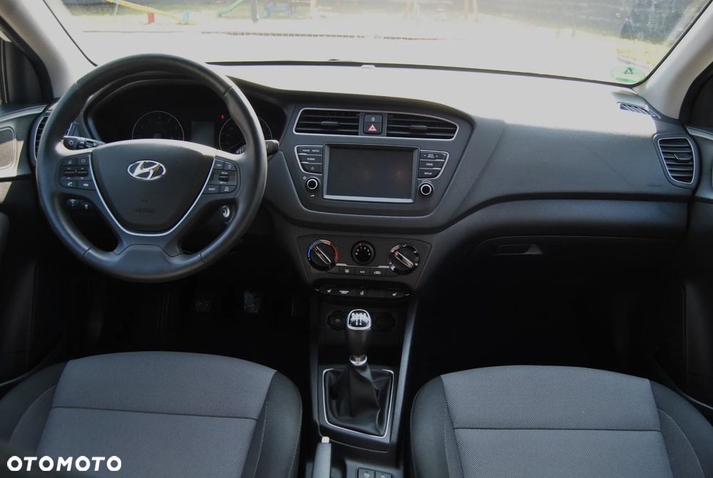 Hyundai i20 - 9