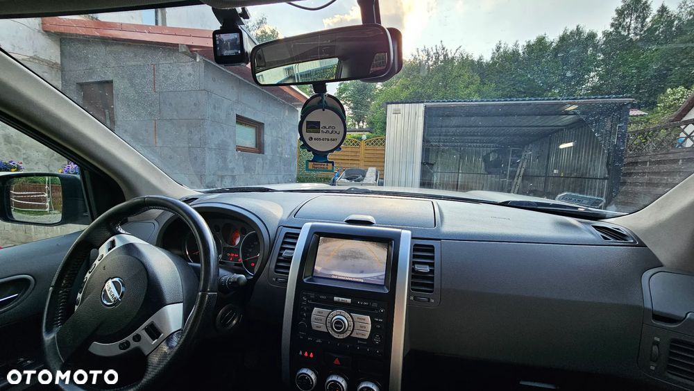 Nissan X-Trail 2.0 dCi 4x4 DPF SE - 6