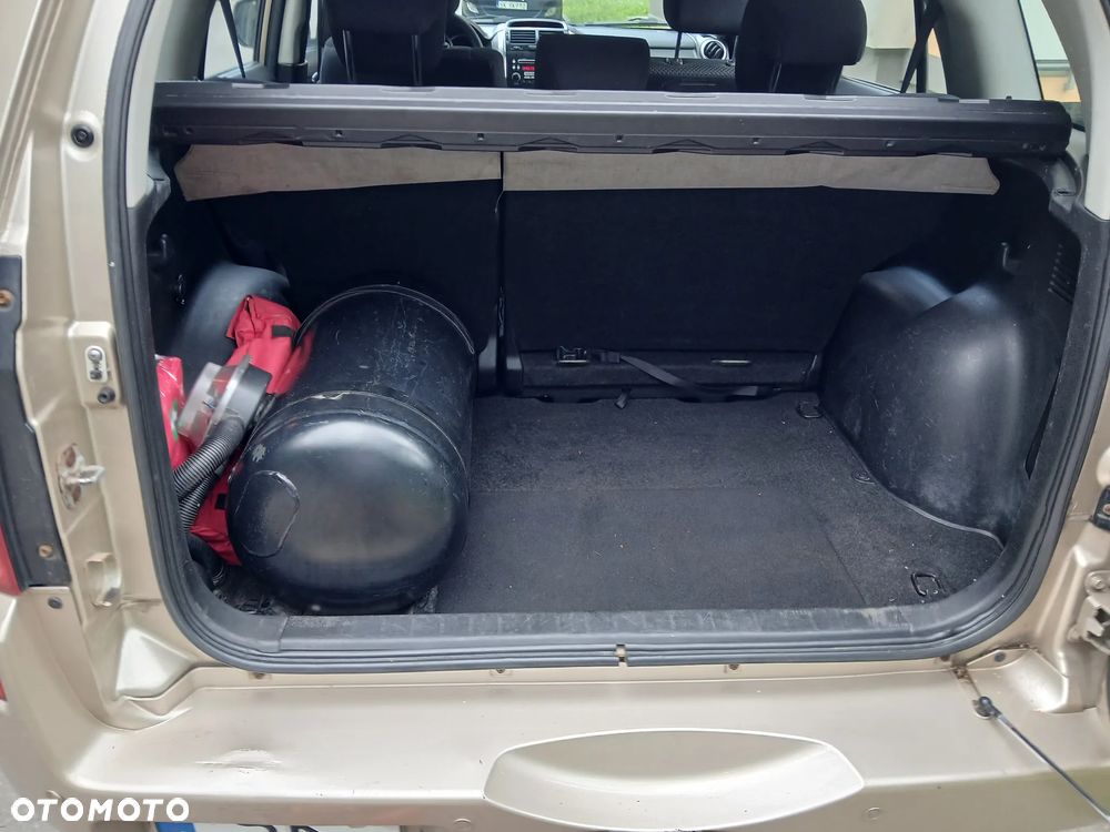 Suzuki Grand Vitara 2.7 V6 - 8