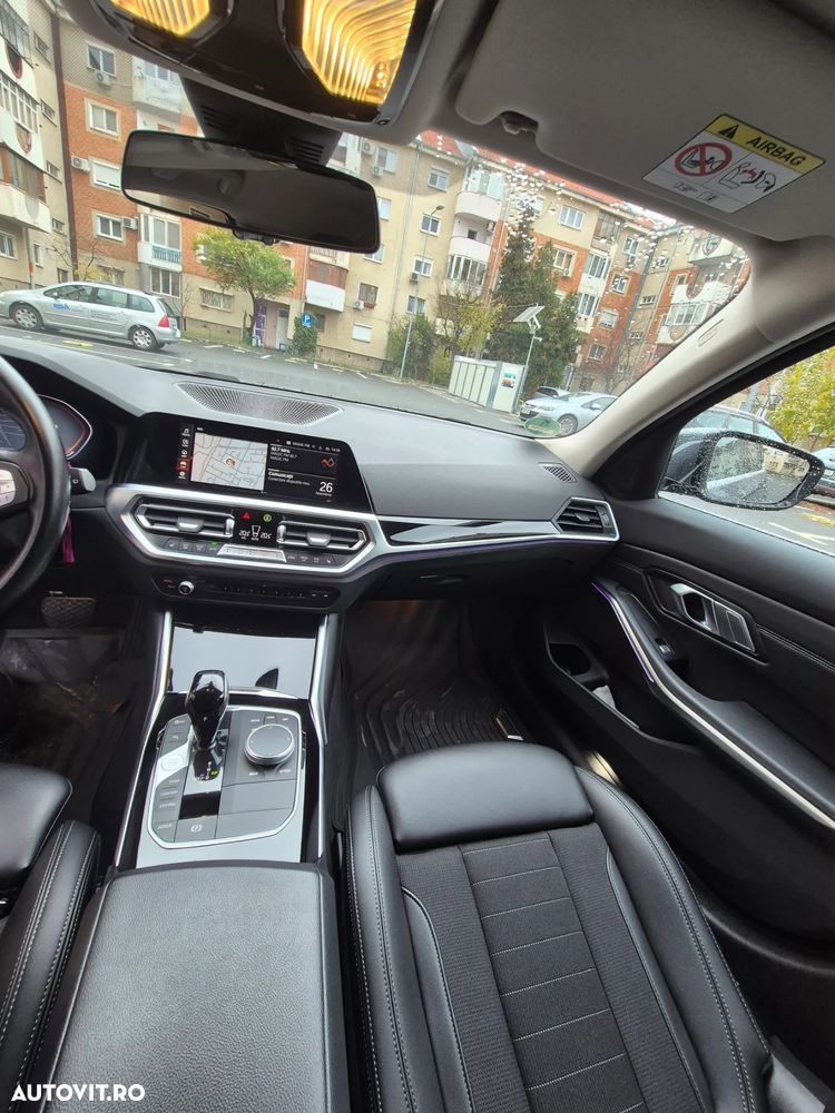 BMW Seria 3 320d Touring Aut. - 11