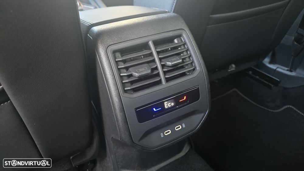 Cupra Formentor 1.5 e-Hybrid DSG VZ - 19