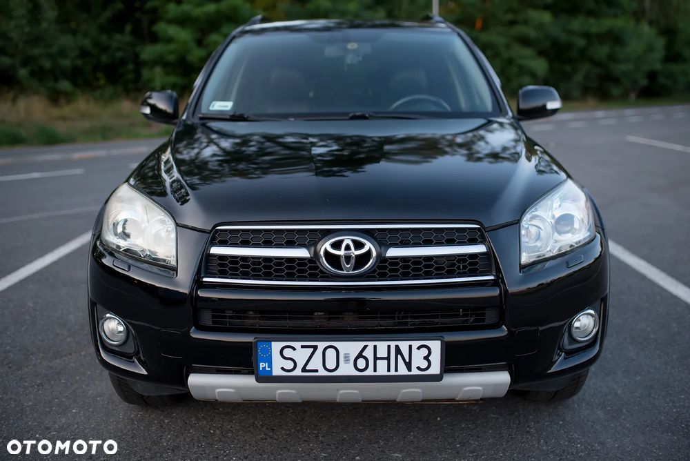 Toyota RAV4 2.2 D-CAT X - 2