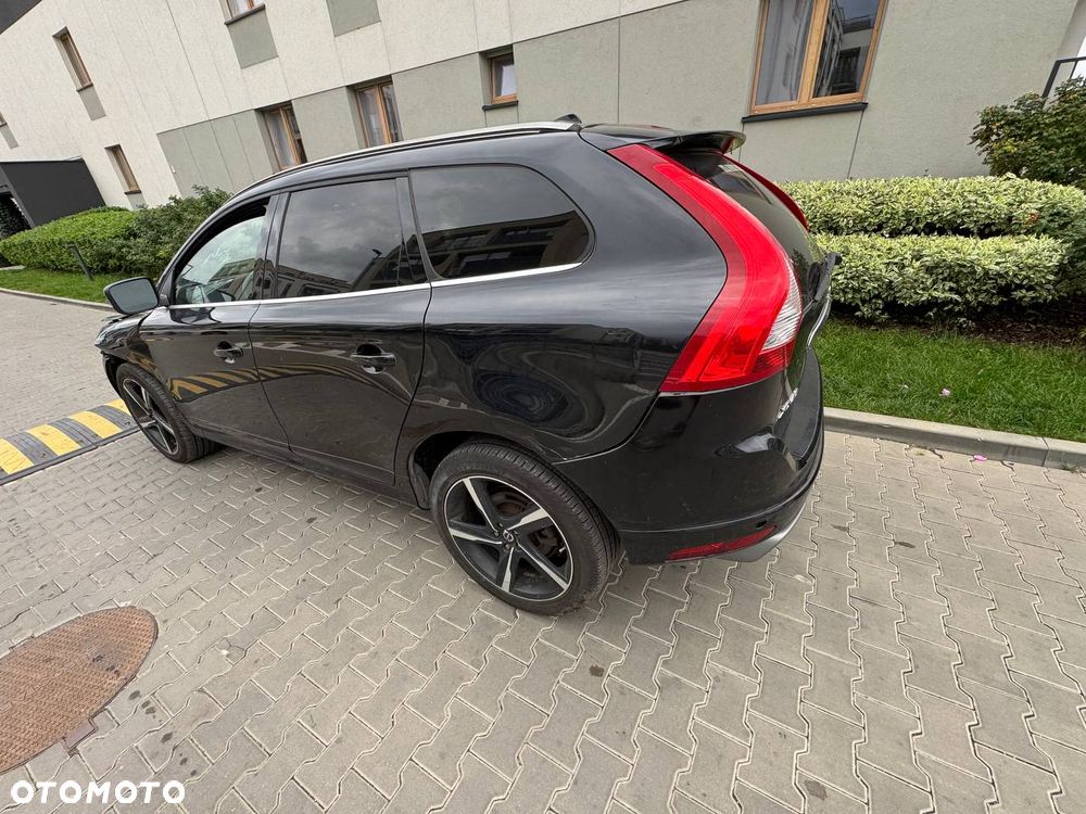 Volvo XC 60 T6 AWD RDesign - 11