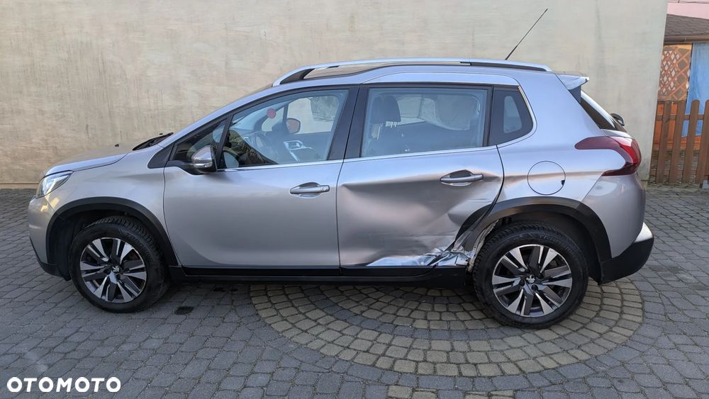 Peugeot 2008 1.6 BlueHDi Allure - 7