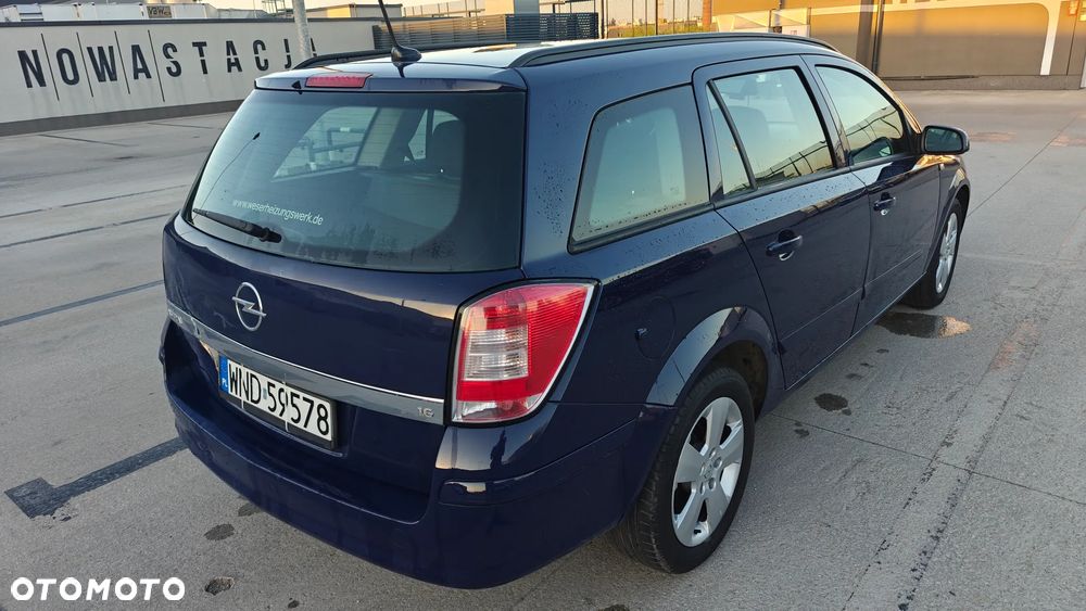 Opel Astra 1.6 Fun - 8