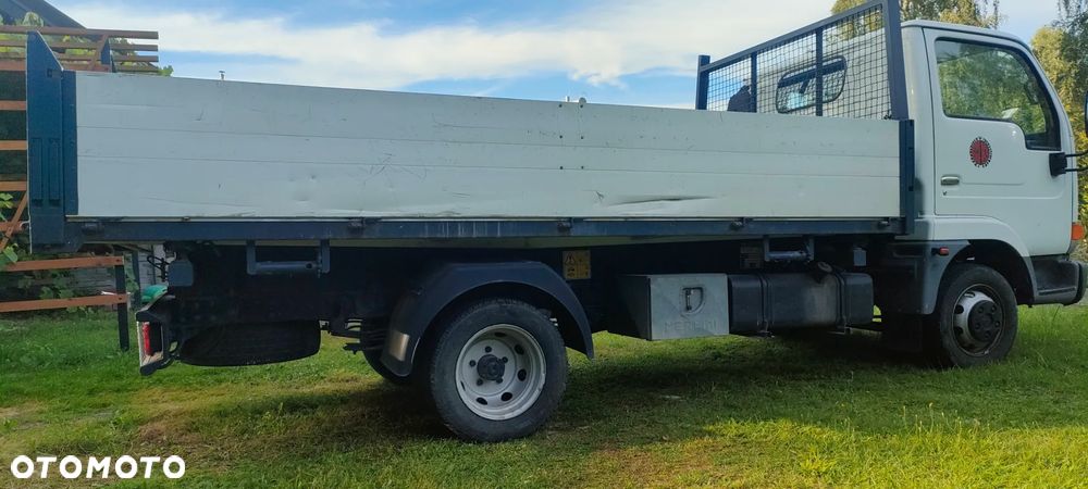 Nissan CABSTAR - 7