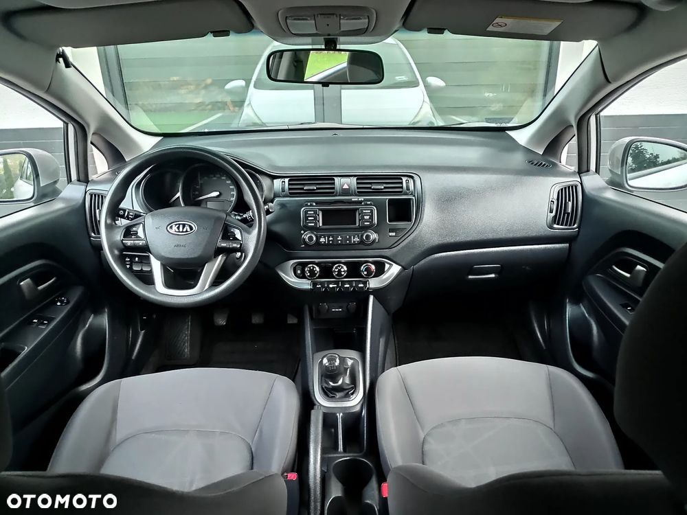 Kia Rio - 9