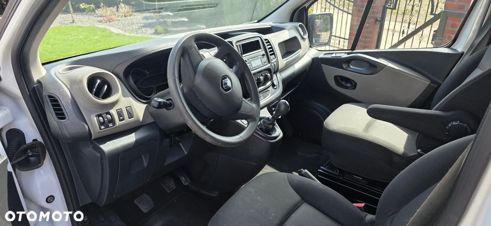 Renault Trafic - 28