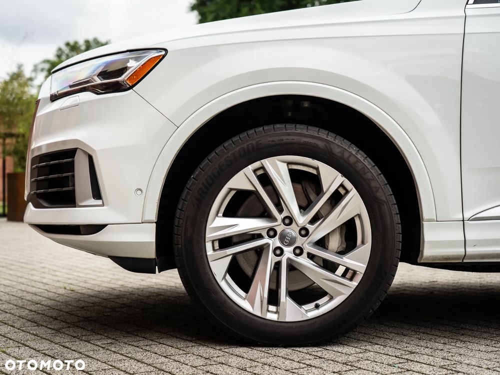 Audi Q7 - 7