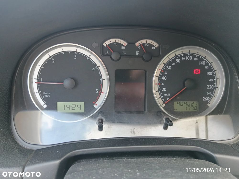 Volkswagen Golf - 12