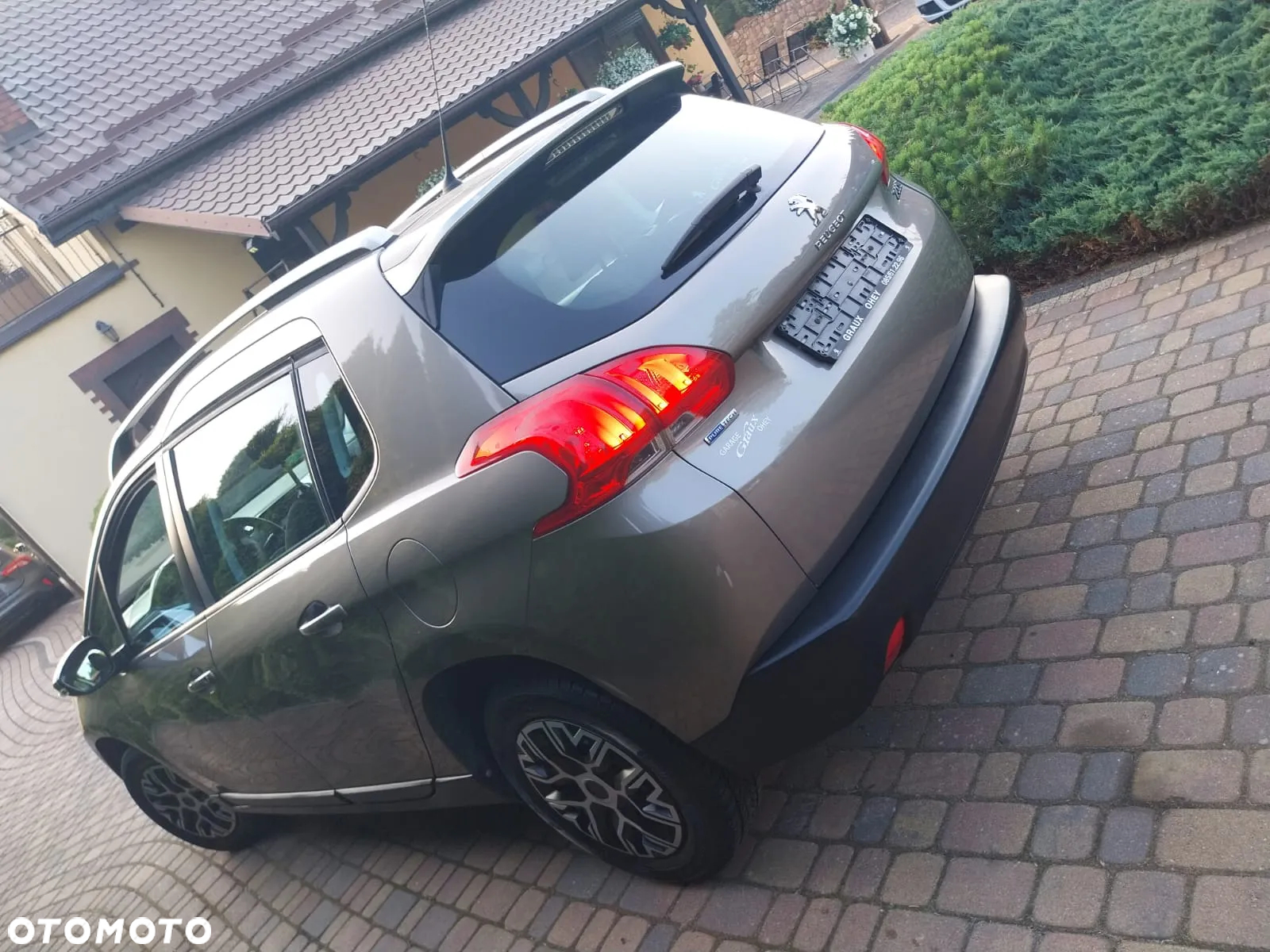 Peugeot 2008 - 17