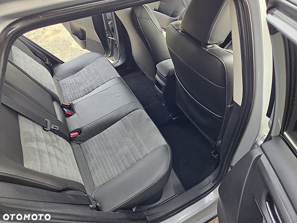 Toyota Auris - 27