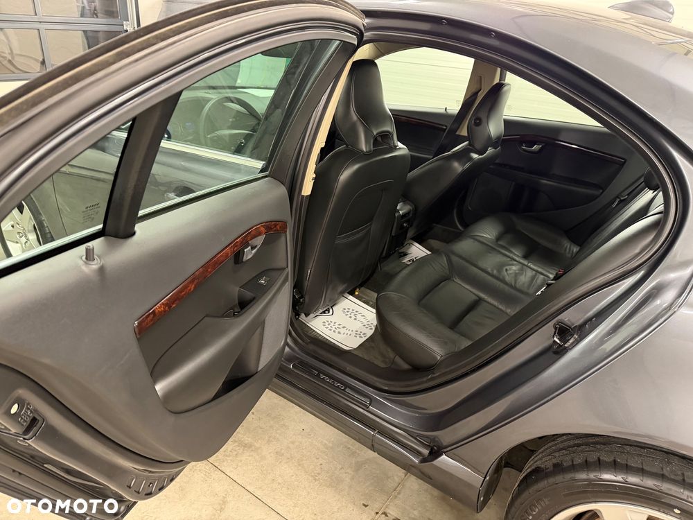 Volvo S80 - 14