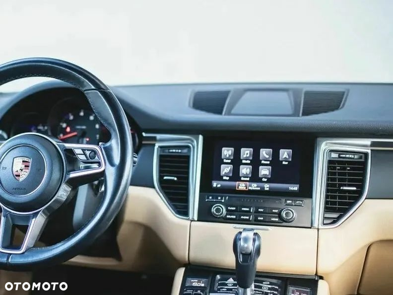 Porsche Macan Standard - 10