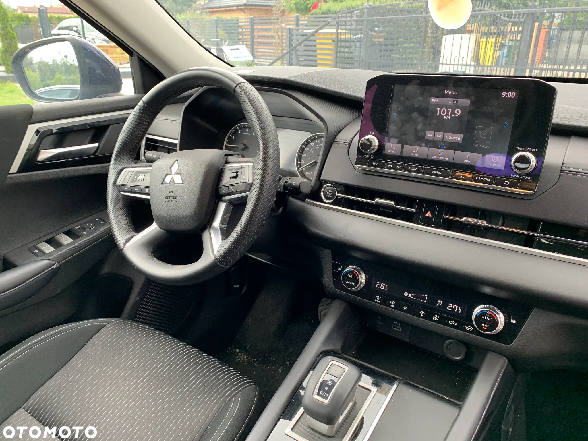 Mitsubishi Outlander - 18