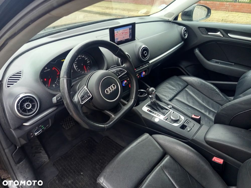 Audi A3 Sportback - 14