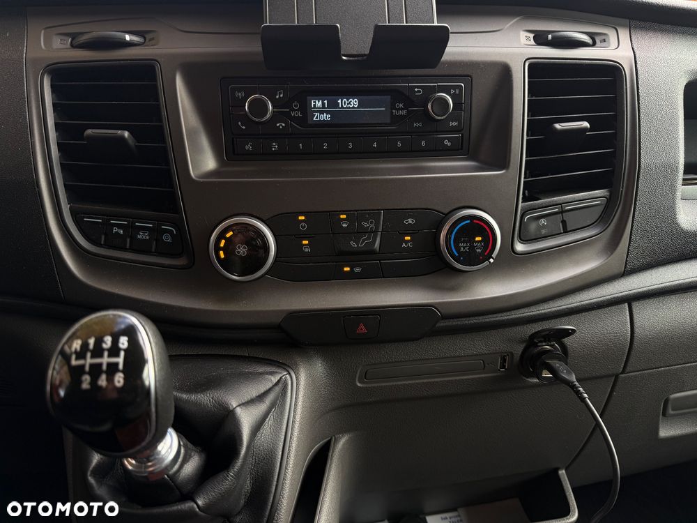 Ford Transit - 11